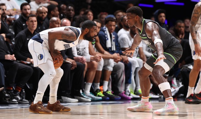 hth华体官方下载-帕金斯：独行侠要重建 而欧文都33岁了 森林狼和雄鹿该争取他