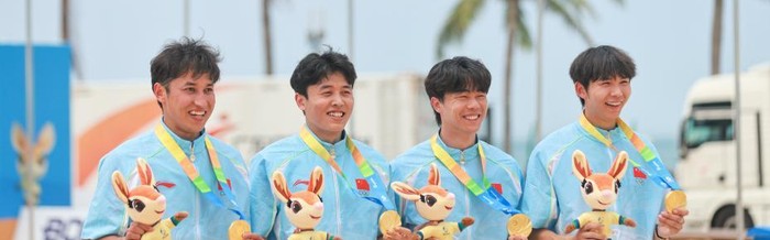 体育娱乐-中国队夺得三亚亚沙会沙滩田径男子4x60米接力金牌|运动会|三亚市|决赛|亚洲|中新社_新浪体育_新浪新闻